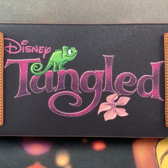 Disney x Dooney Bourke Rapunzel Tangled Tote bag - Picture 11 of 14